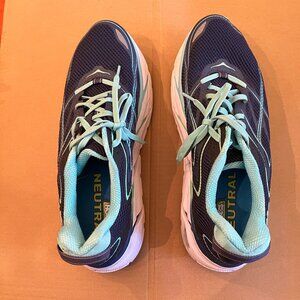 Hoka Women's size 11